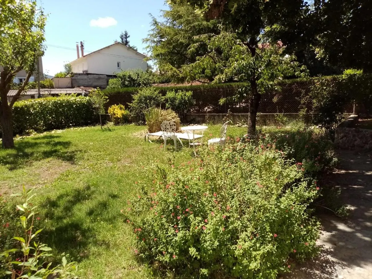 Sangha Millau Apartment France