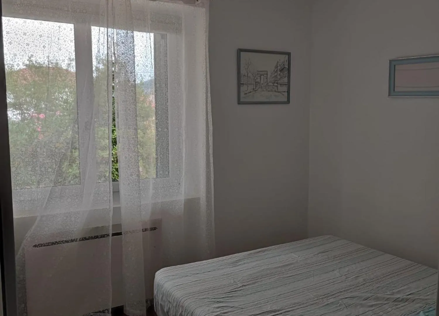 Sangha Millau Apartment 0*,